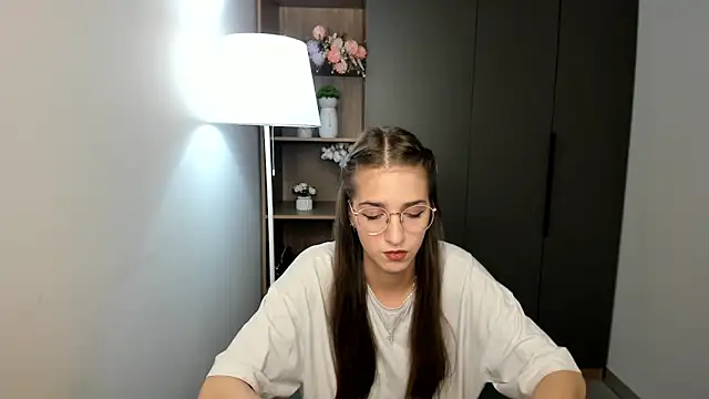 Snapshot of ClarineCasebolt chatting on February 12, 3:12 am ClarineCasebolt online show from February 12, 3:12 am