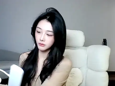 MedeLineayr online show from March 1, 3:14 pm