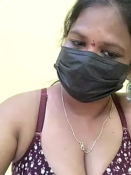 Snapshot of Tamil_Ramya_ chatting on March 3, 10:43 am Tamil Ramya online show from March 3, 10:43 am