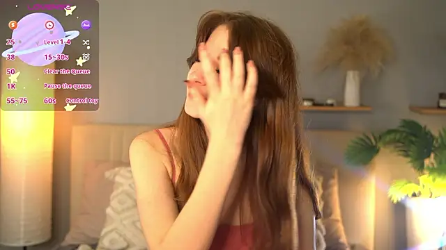 Jenniferr  online show from February 28, 3:13 pm