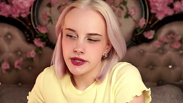 KirstinMcgeady online show from March 15, 12:11 pm