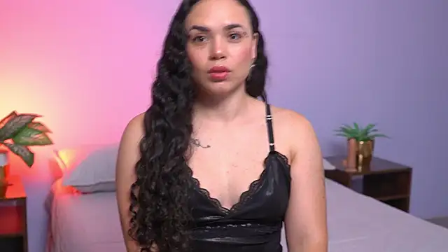 Snapshot of MoonofHades chatting on February 24, 9:57 pm MoonofHades online show from February 24, 9:57 pm