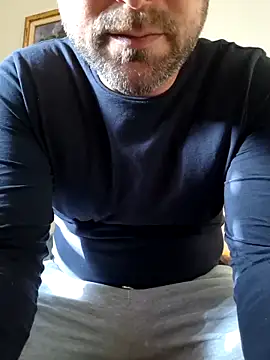 Snapshot of cetriolino chatting on February 14, 8:22 am cetriolino online show from February 14, 8:22 am