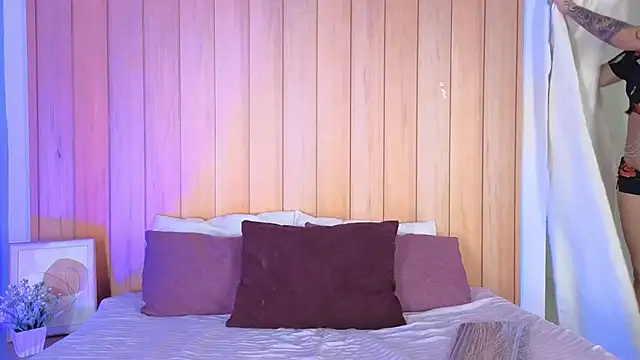 alysha xia  online show from February 17, 3:25 am