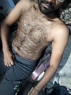 Snapshot of Tinku_1324 chatting on February 18, 2:24 pm Tinku 1324 online show from February 18, 2:24 pm