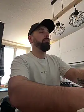 Snapshot of xxxsharkexxx chatting on February 23, 11:40 am xxxsharkexxx online show from February 23, 11:40 am