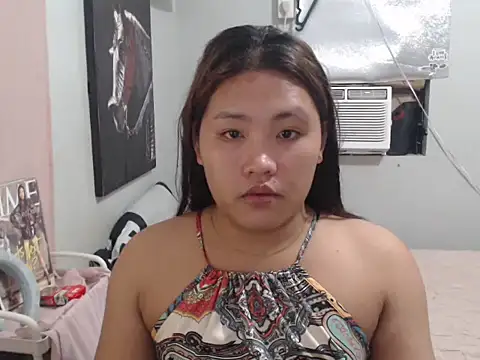 Snapshot of MiMi_yeah00 chatting on March 1, 8:27 am MiMi yeah00 online show from March 1, 8:27 am