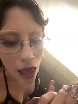 Snapshot of 666atita chatting on February 14, 9:22 pm 666atita online show from February 14, 9:22 pm