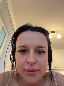 Katty Pery online show from March 16, 2:10 pm