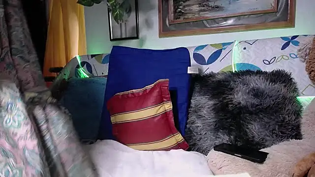 Merry-Olsen online show from March 6, 8:27 pm