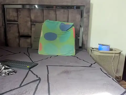 Snapshot of Master_Ruthless77 chatting on February 18, 2:35 pm Master Ruthless77 online show from February 18, 2:35 pm