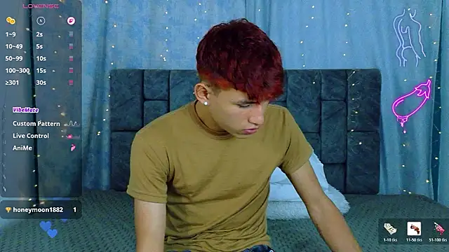 NicolasTorrez online show from March 11, 8:48 pm