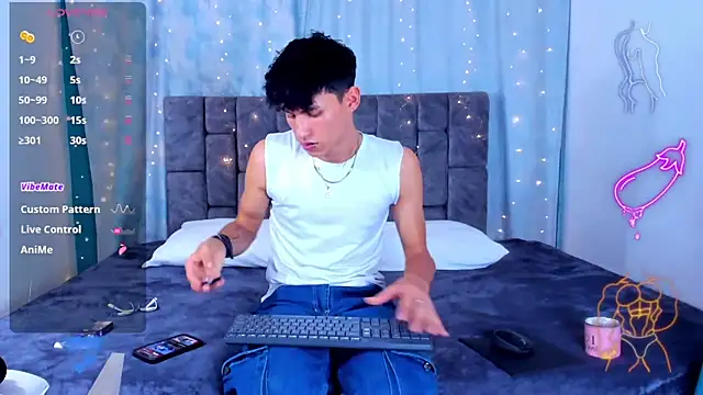 NicolasTorrez online show from June 19, 2:49 am