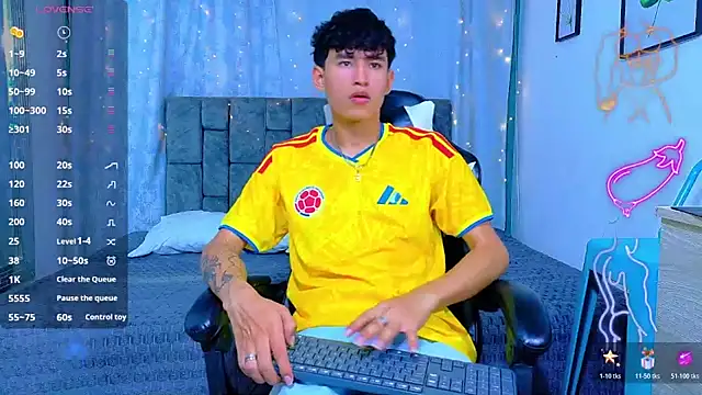NicolasTorrez online show from July 26, 2:09 am