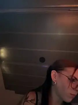 Milli-Kiss online show from March 5, 6:04 pm