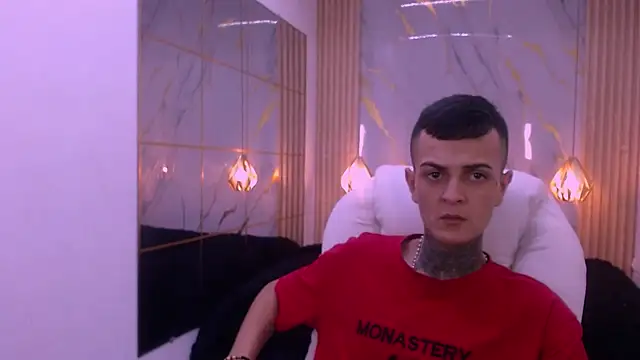 Snapshot of benjamin_anthony chatting on February 16, 1:29 pm benjamin anthony online show from February 16, 1:29 pm