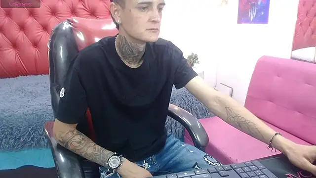 benjamin anthony online show from April 11, 8:13 pm