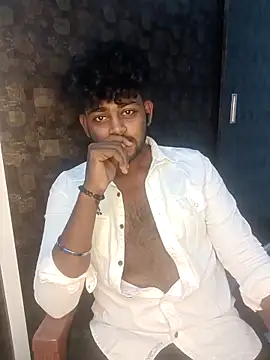 Snapshot of Mee___Telugu__abbayi chatting on February 19, 6:09 am Mee Telugu abbayi online show from February 19, 6:09 am