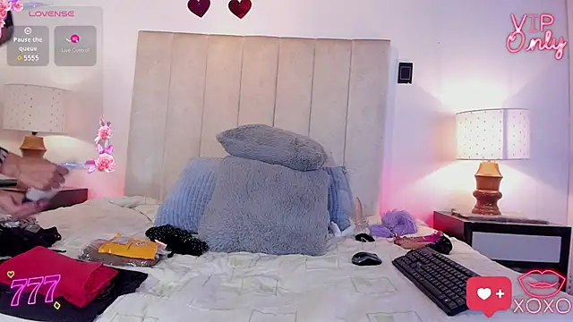 MissMilf  online show from March 28, 7:57 pm