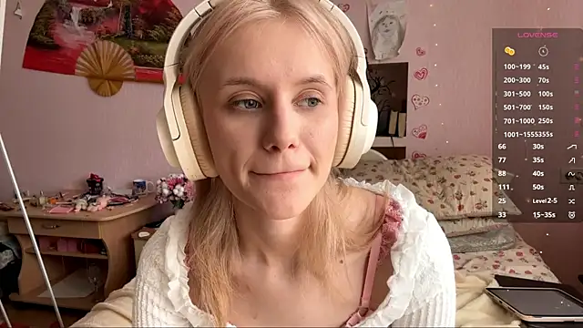 MelissaZaria online show from April 13, 6:30 am