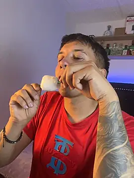 Snapshot of Jhony_rayder chatting on February 19, 2:29 am Jhony rayder online show from February 19, 2:29 am