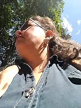 Snapshot of _Saraqueen chatting on February 26, 3:00 pm Saraqueen online show from February 26, 3:00 pm