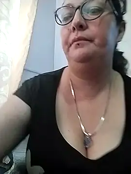  Saraqueen online show from March 12, 9:32 pm