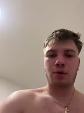 Snapshot of benab888 chatting on March 1, 5:53 am benab888 online show from March 1, 5:53 am