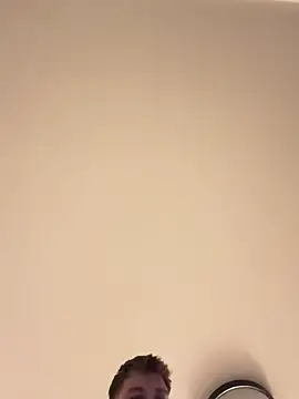 Snapshot of benab888 chatting on March 1, 8:00 pm benab888 online show from March 1, 8:00 pm