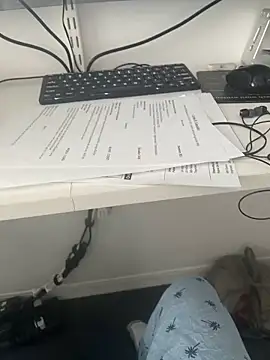 awesomemilkss online show from March 17, 6:55 pm