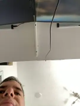 awesomemilkss online show from April 13, 8:58 pm