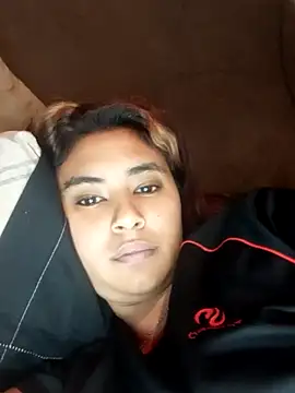 Snapshot of Morocha_exotica00 chatting on February 27, 3:39 am Morocha exotica00 online show from February 27, 3:39 am