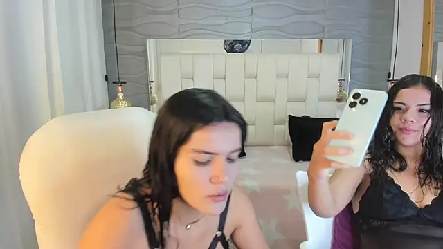 Snapshot of Veyra_sereny chatting on March 2, 5:53 pm Veyra sereny online show from March 2, 5:53 pm