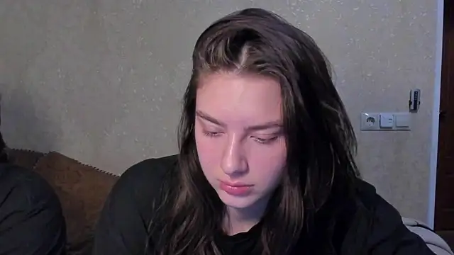 Snapshot of love_lina_muuur chatting on February 25, 8:51 pm love lina muuur online show from February 25, 8:51 pm