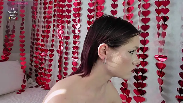 Snapshot of SirenBeatrice chatting on February 15, 10:03 am SirenBeatrice online show from February 15, 10:03 am