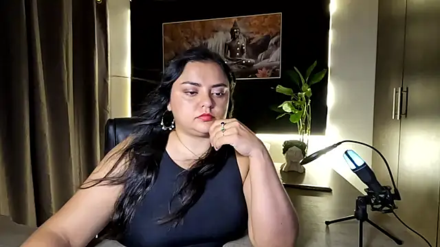 AzaraOnyx online show from July 14, 4:13 pm