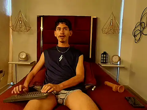 skinny jean  online show from April 16, 8:09 pm