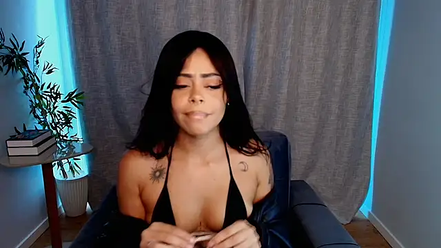 Pauline Clark online show from February 18, 8:27 pm