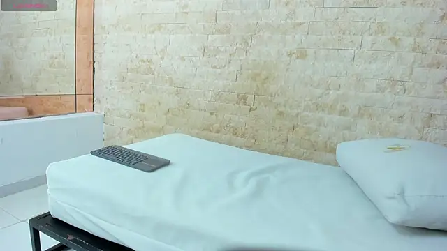 salome morris online show from February 13, 10:28 pm