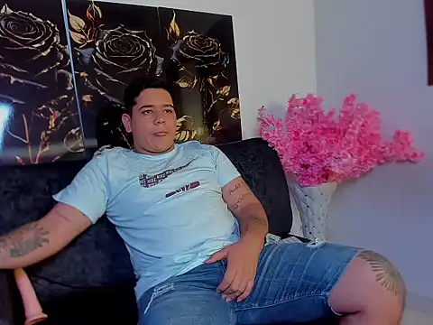 winy hot online show from February 26, 2:27 pm