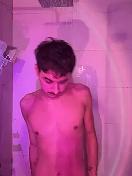 Snapshot of fabianmyst chatting on February 19, 8:27 pm fabianmyst online show from February 19, 8:27 pm