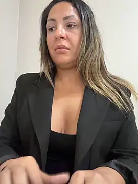 leona-david online show from May 15, 3:08 pm