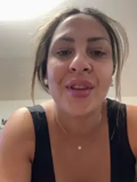 leona-david online show from July 7, 11:42 pm