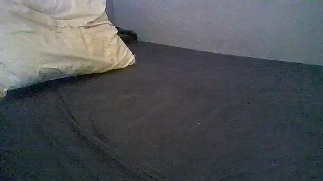 BonneQueueBonjour online show from May 17, 3:48 am