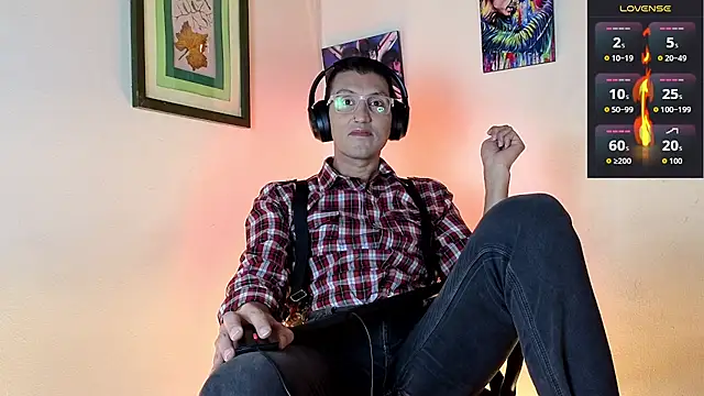 Snapshot of enzoprat chatting on February 26, 3:22 pm enzoprat online show from February 26, 3:22 pm