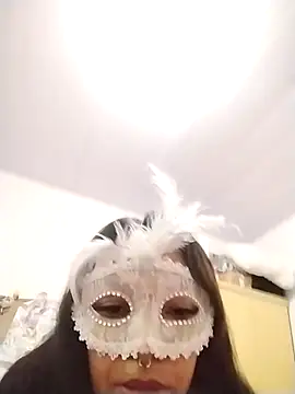 Snapshot of Tchukinha chatting on February 22, 11:36 pm Tchukinha online show from February 22, 11:36 pm