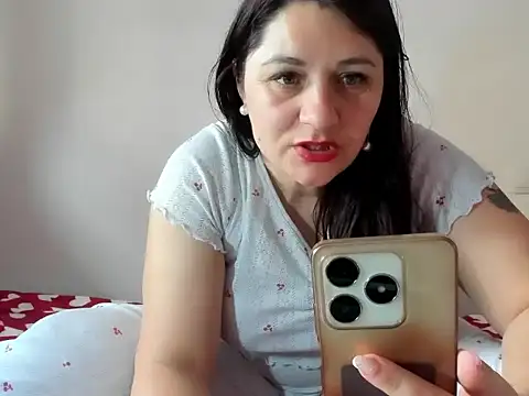 EVELYNA88 online show from February 16, 11:39 am