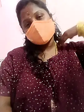 tamilkaviya431 online show from February 13, 5:42 pm