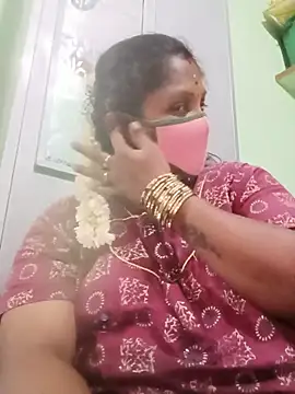 Snapshot of tamilkaviya431 chatting on July 9, 4:55 pm tamilkaviya431 online show from July 9, 4:55 pm