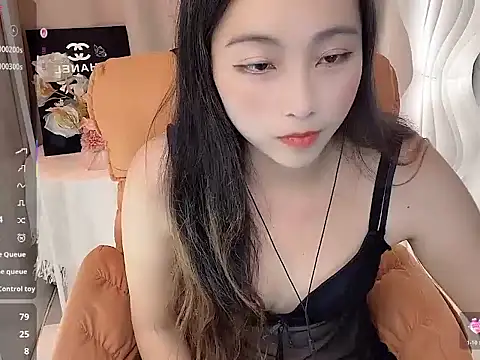 Snapshot of Lydia-668 chatting on February 14, 4:48 pm Lydia-668 online show from February 14, 4:48 pm